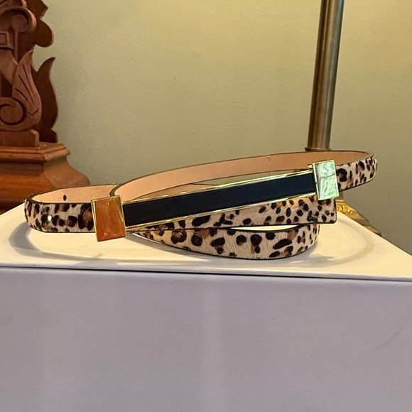 Vince Camuto Leopard Haircalf 1/2” Leather Belt w/ Gold/Black Buckle Size Small - Picture 3 of 7